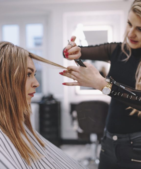 NVQ Level 04 in Hairdresser